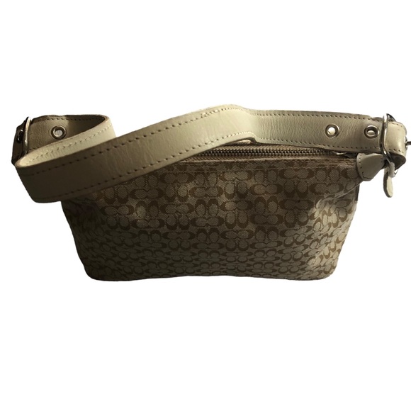 PURSE - Women's Vintage 90's/Y2K Coach Signature Canvas Bag In Beige/Gold/White - Picture 8 of 16